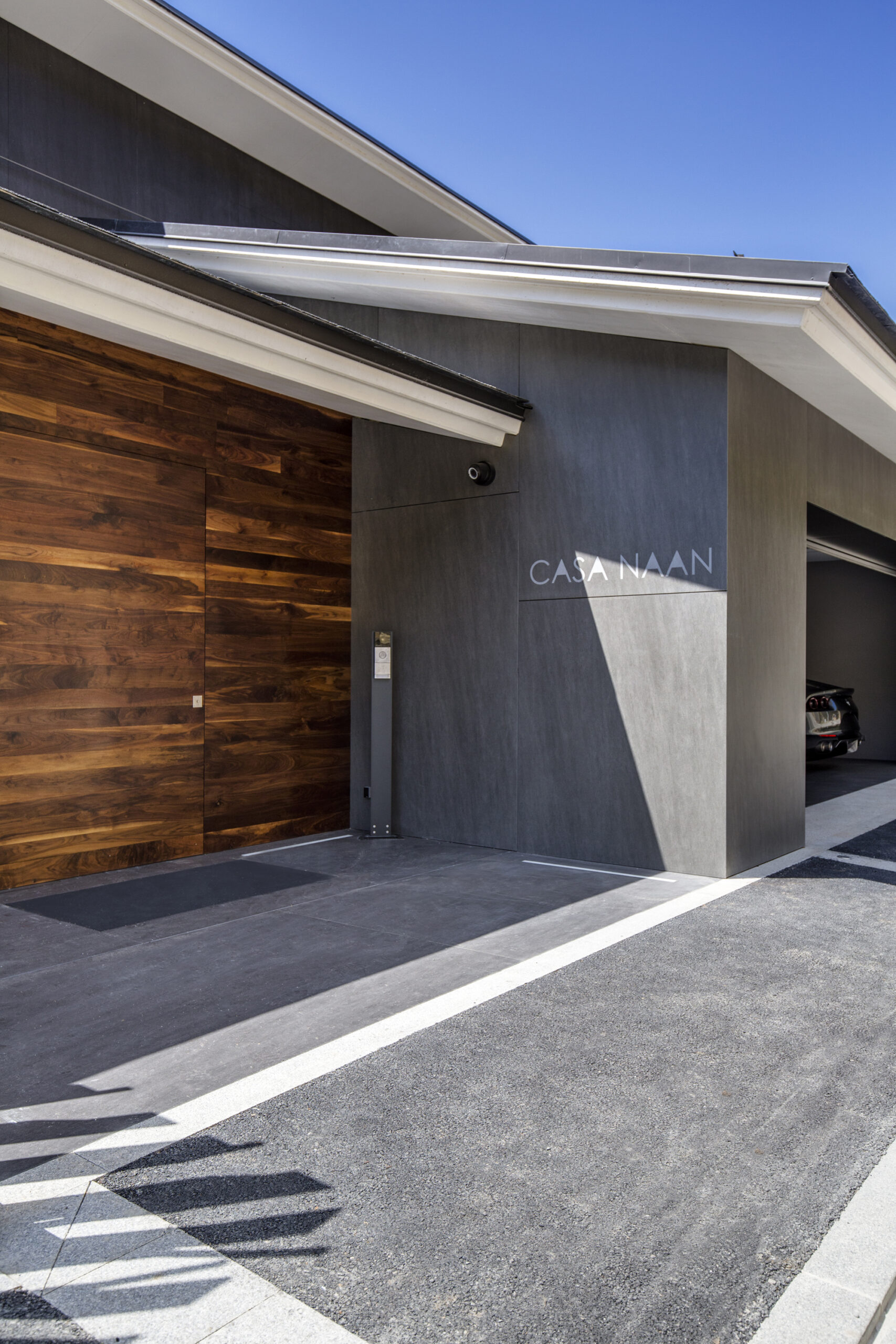 Vivienda unifamiliar Andorra Basalt Grey Black arquitecto Enrique Dilme