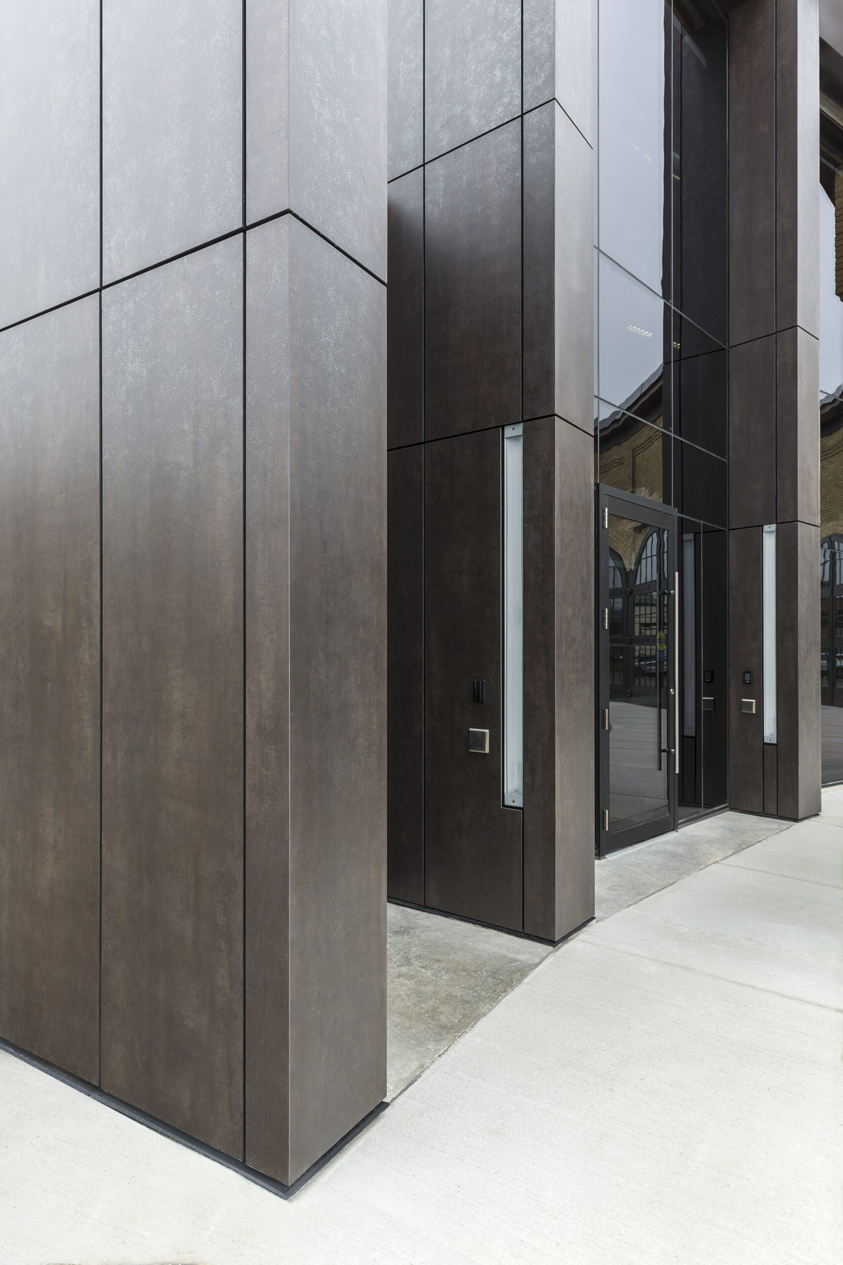 THESIZE SURFACES – NEOLITH  Almassora – Castellón – Spain