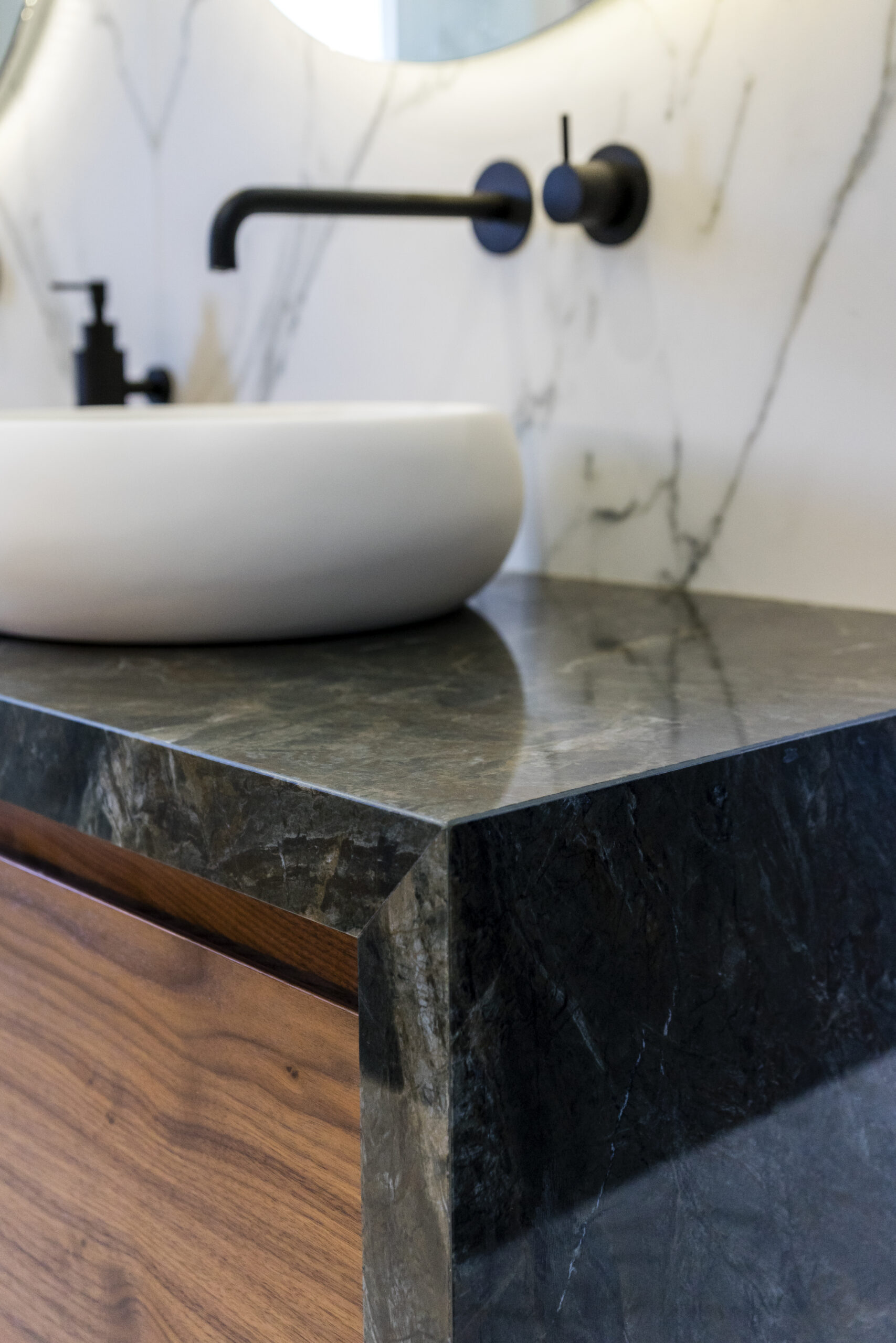 THESIZE SURFACES – NEOLITH  Almassora – Castellón – Spain